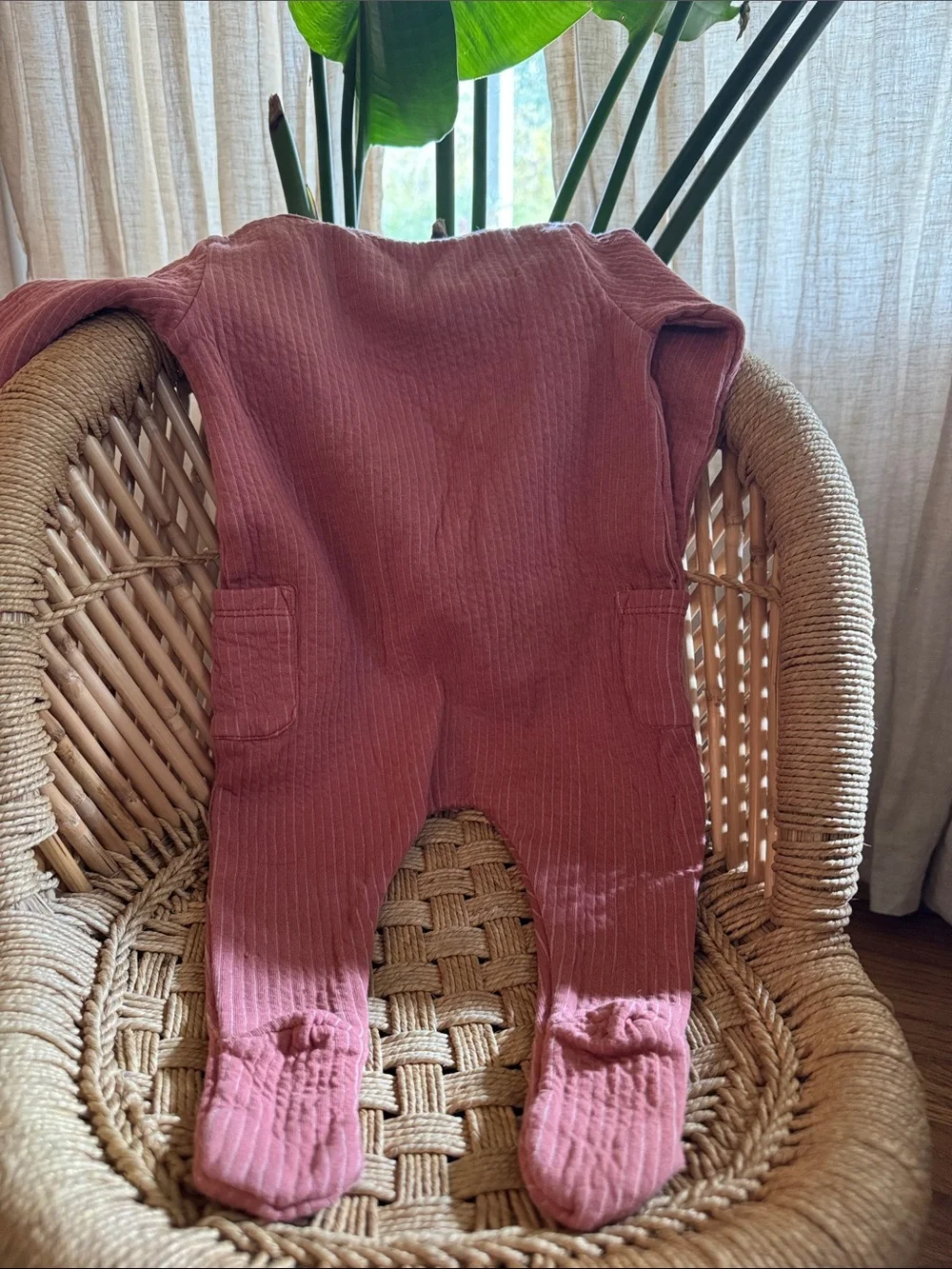 Tiny threads soft mauve